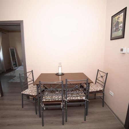 Milan House Apartment Arad Ngoại thất bức ảnh