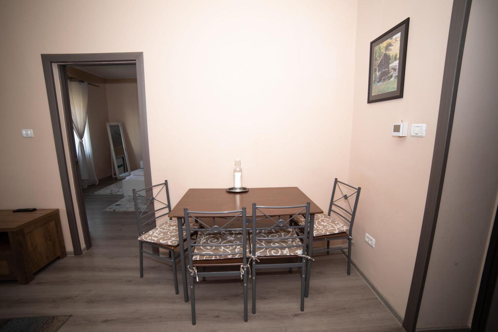 Milan House Apartment Arad Ngoại thất bức ảnh