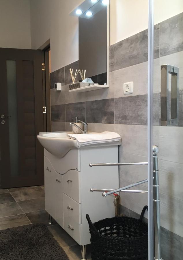 Milan House Apartment Arad Ngoại thất bức ảnh